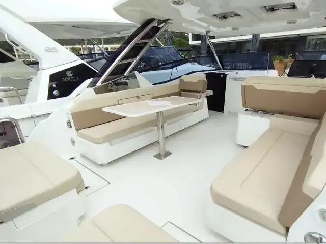 Aquila 32 Sport