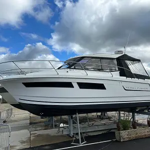 2013 Jeanneau Merry Fisher 855