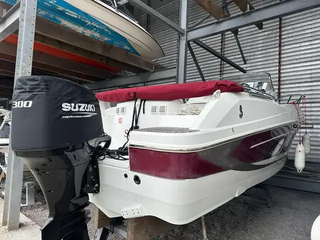 Beneteau Flyer 850 Sundeck