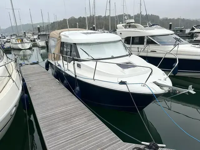 Jeanneau Merry Fisher 795