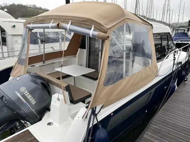 Jeanneau Merry Fisher 795