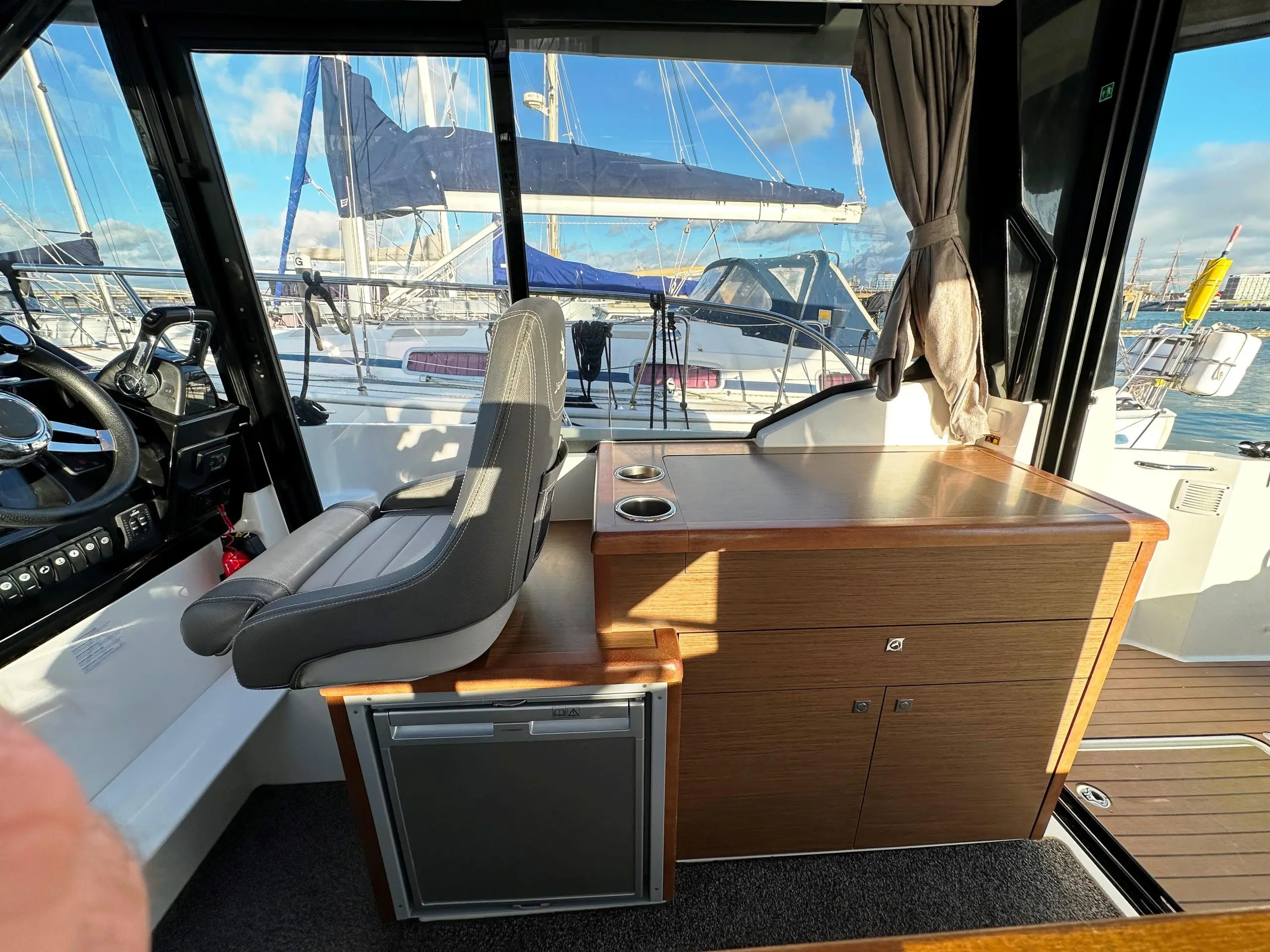 2019 Jeanneau merry fisher 895