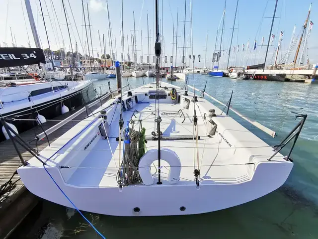 Melges IC37