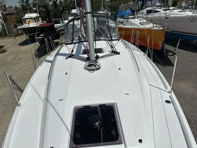 Jeanneau Sun Odyssey 350