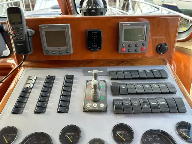 Aquastar 38 Aft Cabin