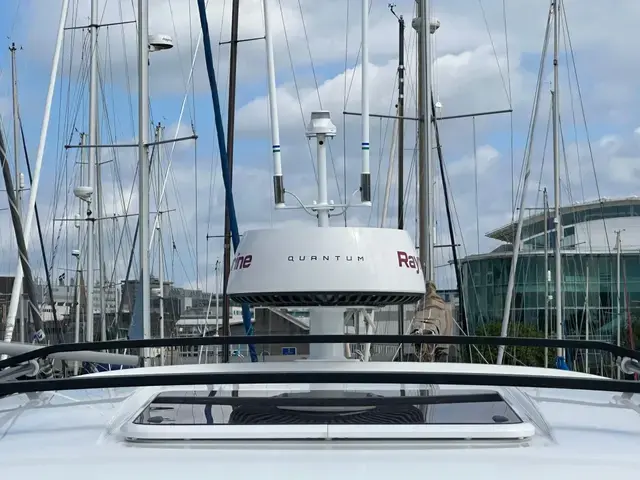 Beneteau Antares 8