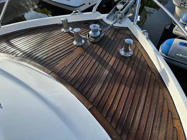 Aquastar 38 Aft Cabin