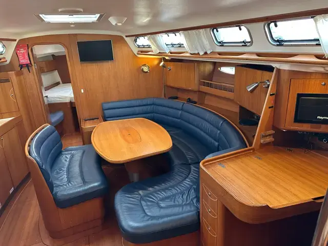 X Yachts 46