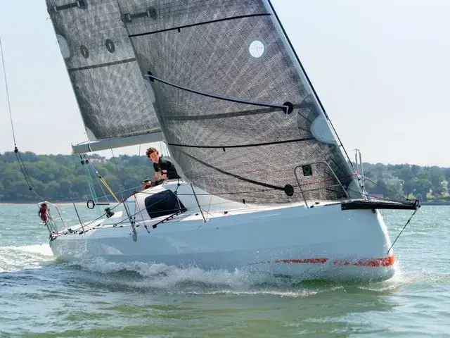 Jeanneau Sun Fast 3300