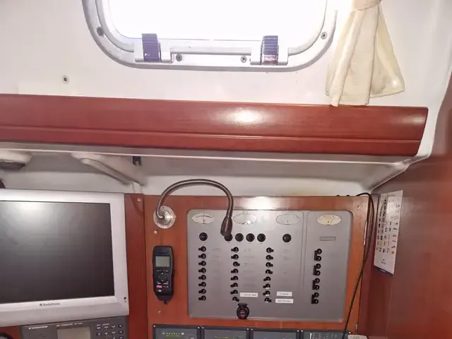 Beneteau Oceanis Clipper 523