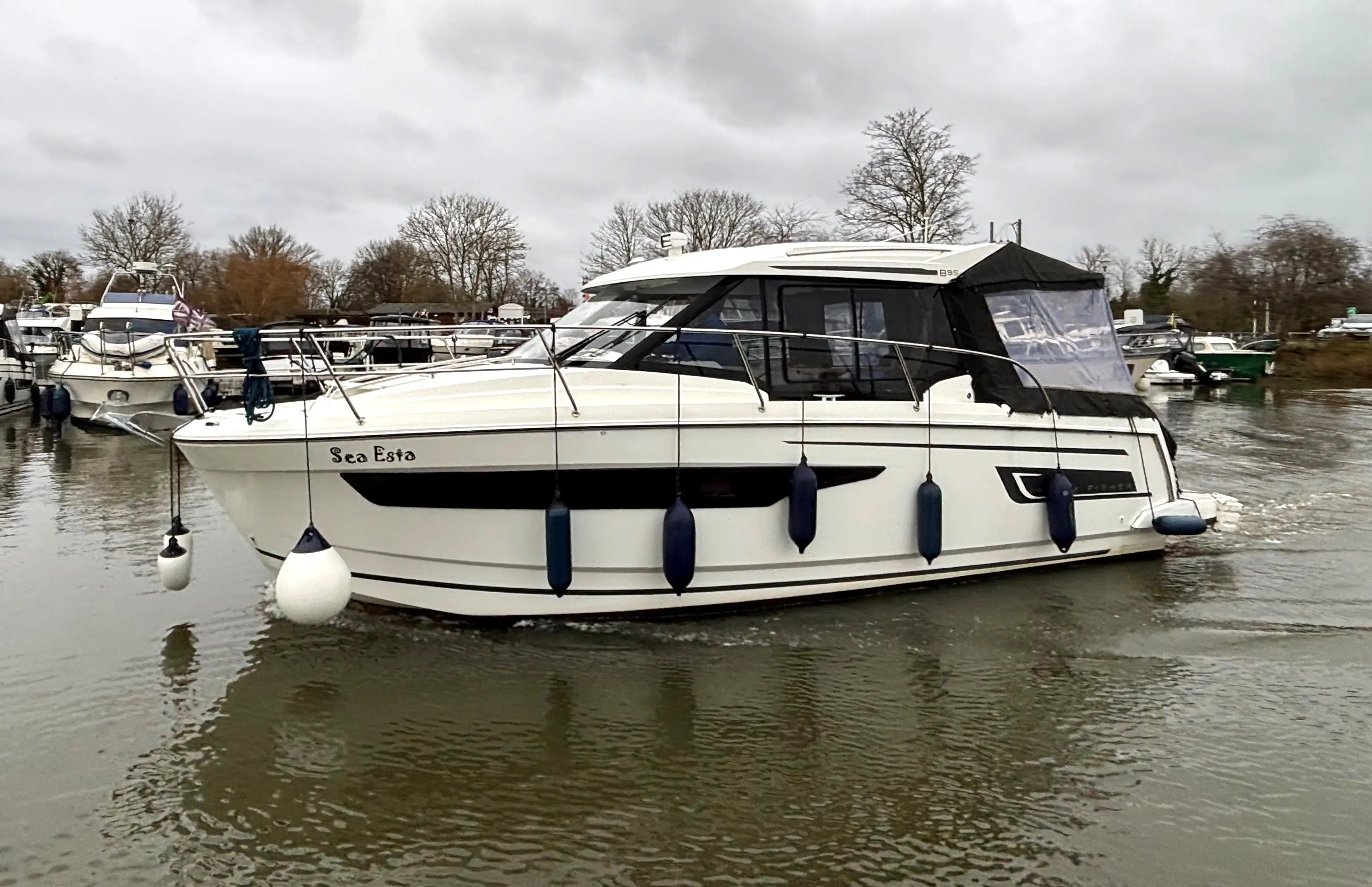 Jeanneau Merry Fisher 895