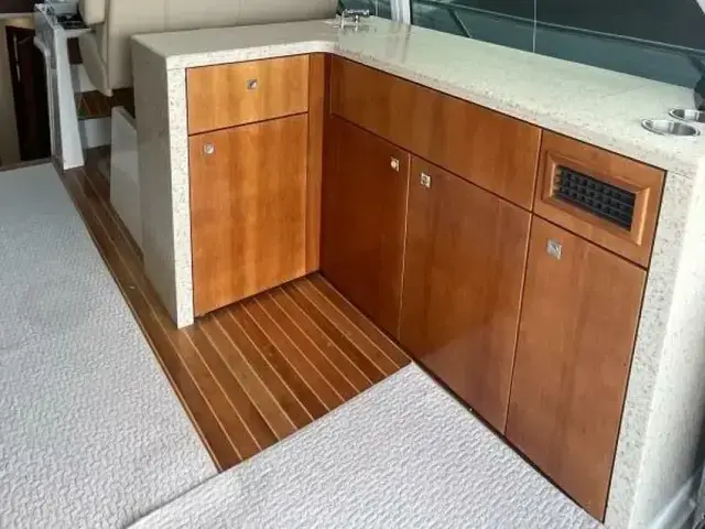 Cruisers Yachts 48 Cantius