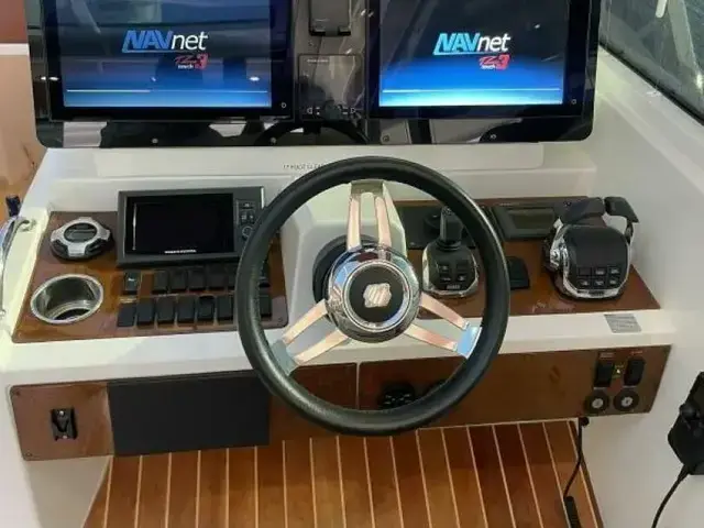 Cruisers Yachts 48 Cantius