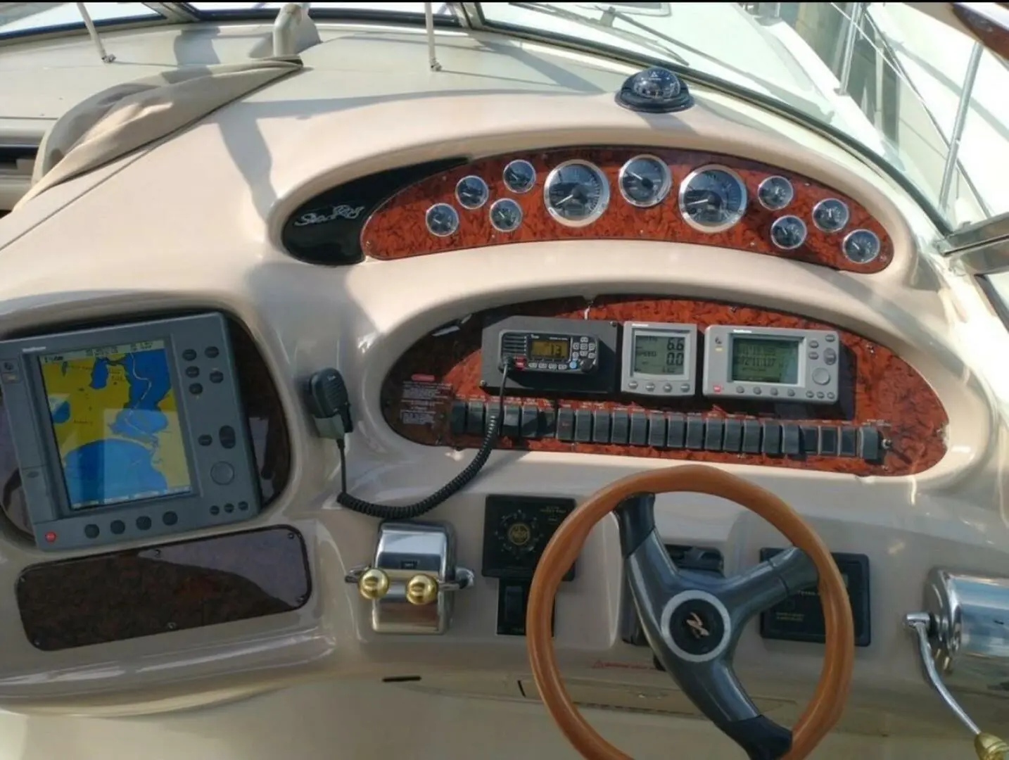 2001 Sea Ray 380 sundancer