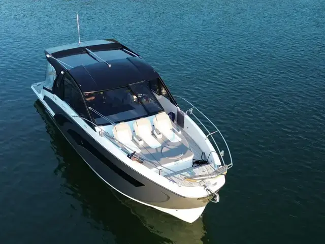 Hanover Yachts 387