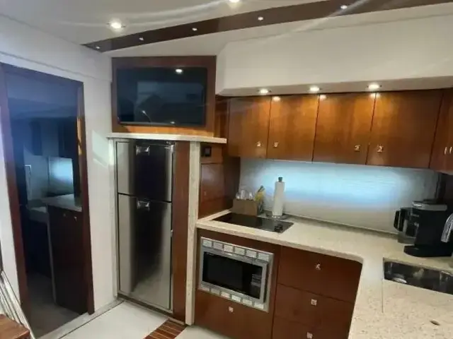 Cruisers Yachts 48 Cantius