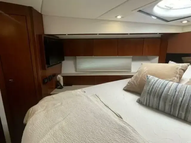 Cruisers Yachts 48 Cantius