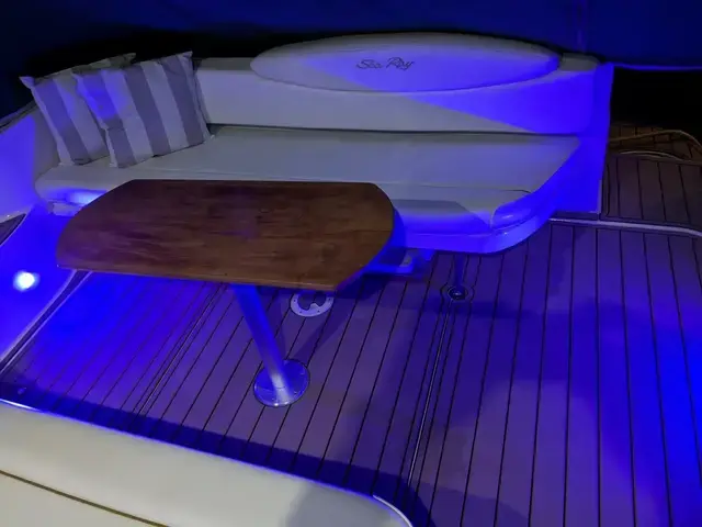 Sea Ray Sundancer 300