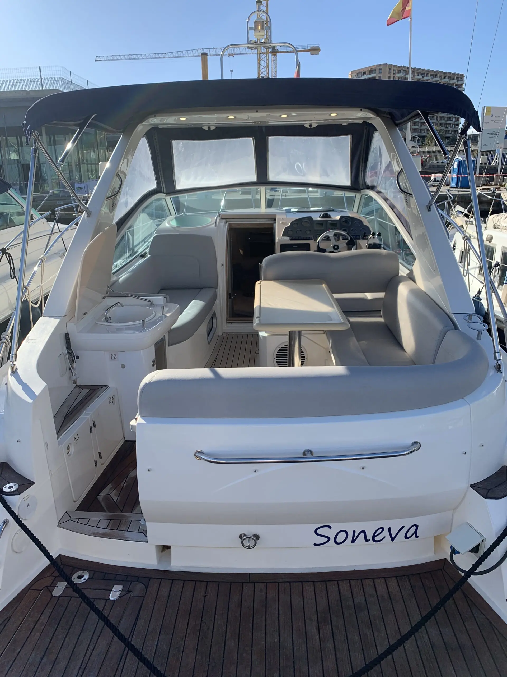 2006 Sealine s29