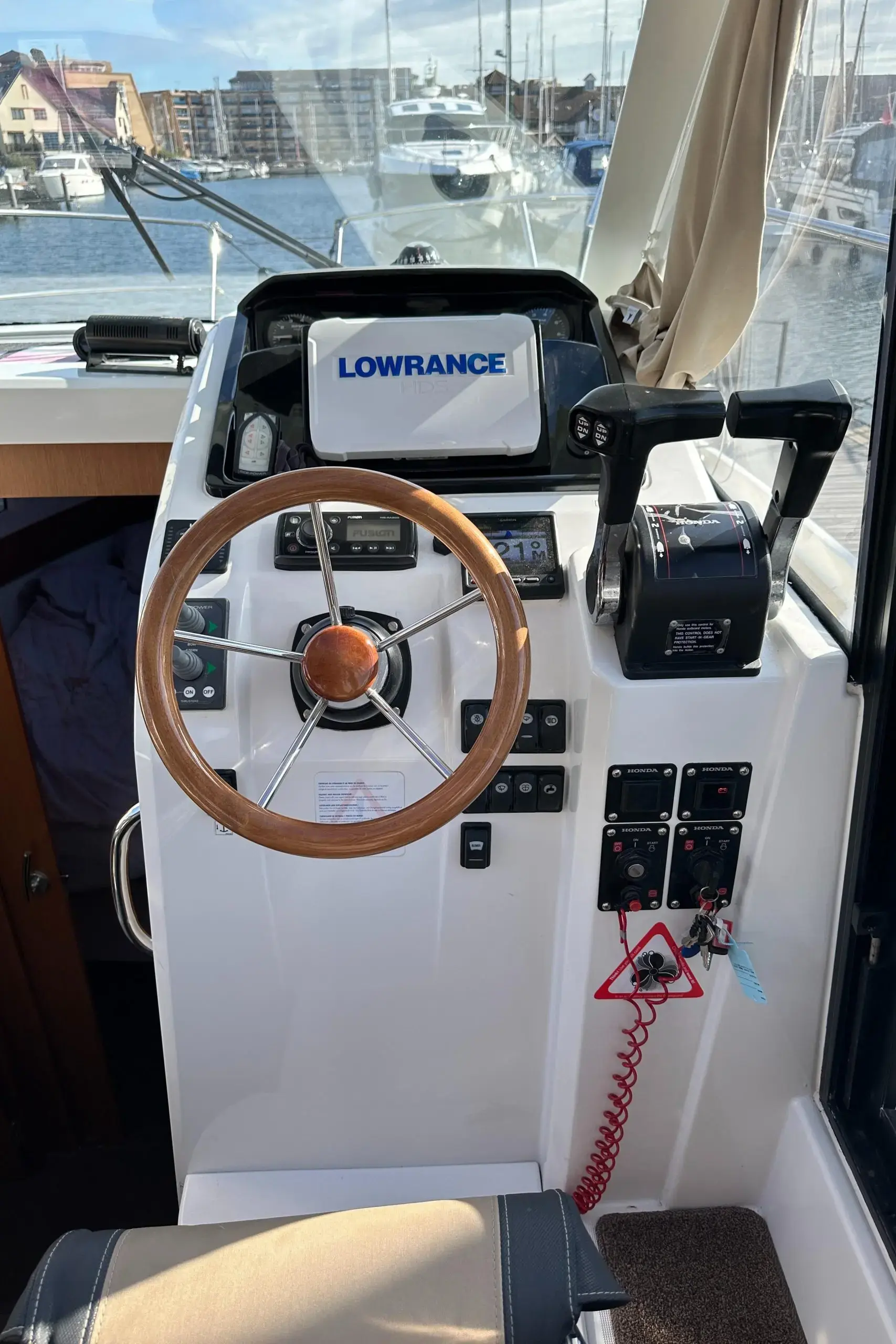 2016 Jeanneau merry fisher 855 legend offshore