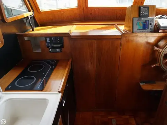 Cheoy Lee 28 Sedan Trawler