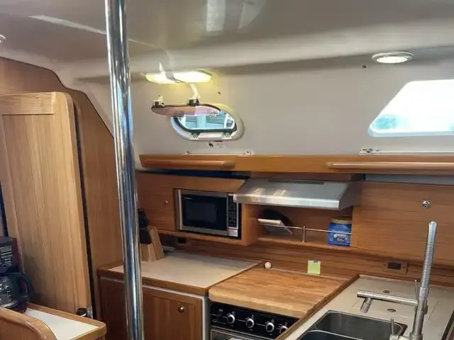 Catalina 445