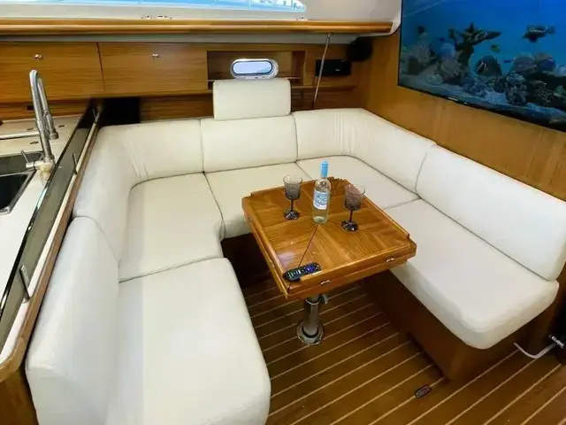 Catalina 445