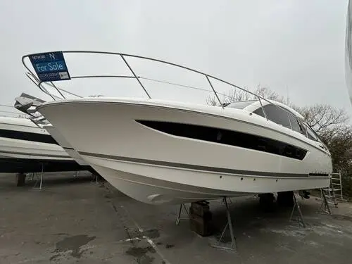 2010 Jeanneau leader 10