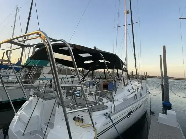 Catalina 445