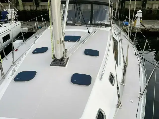 Catalina 445