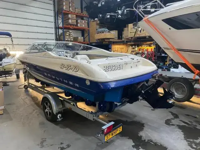 Bayliner 2050 CAPRI BOWRIDER