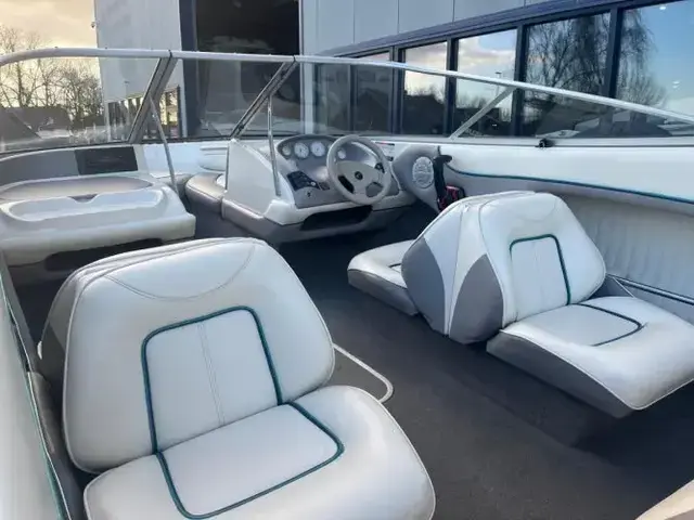 Bayliner 2050 CAPRI BOWRIDER