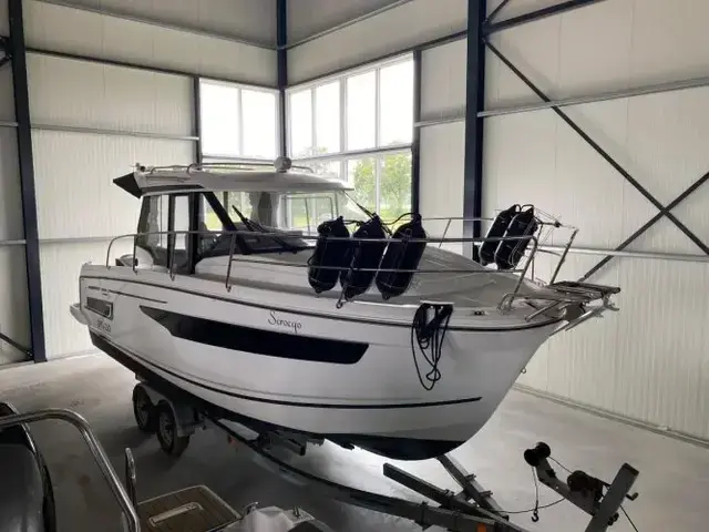 Jeanneau Merry Fisher 895