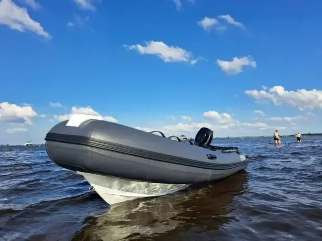 XC-PRO 430 RIB