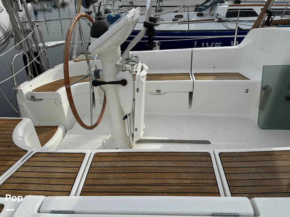 2002 Jeanneau sun odyssey 37