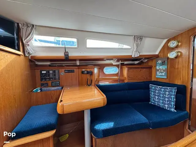 Jeanneau Sun Odyssey 37