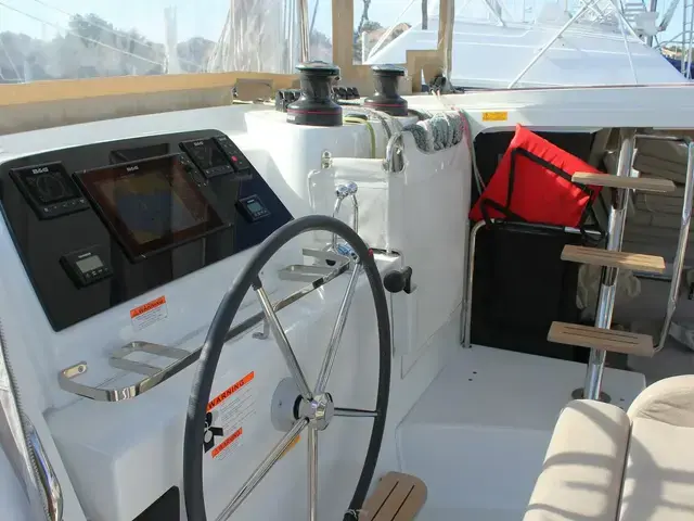 Lagoon 42