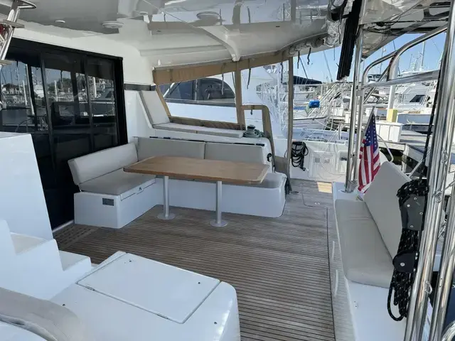 Lagoon 42