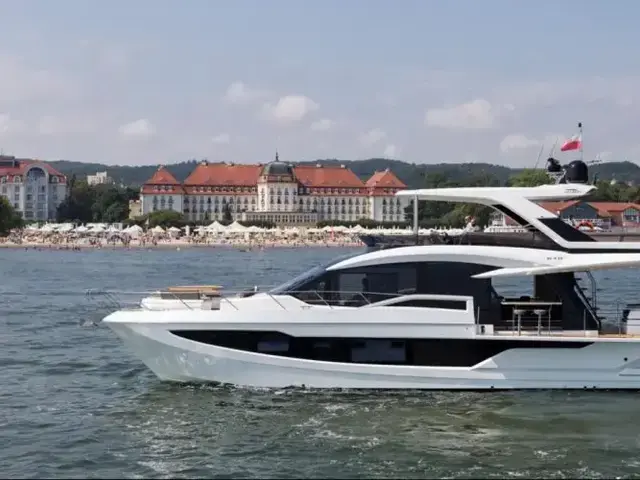 Galeon 640 Fly