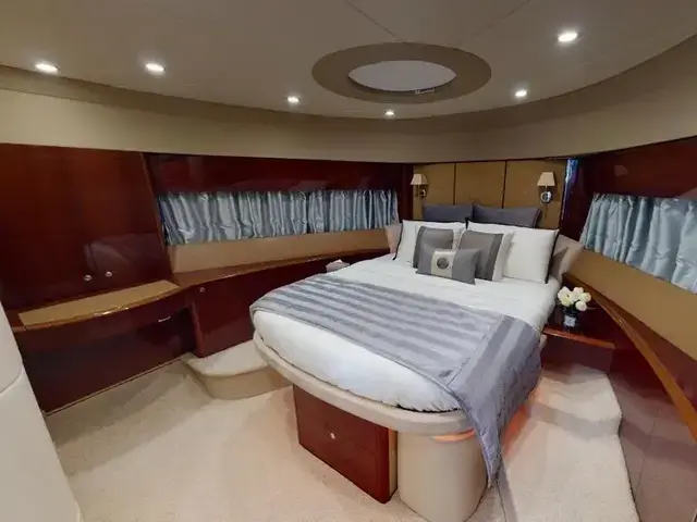 Princess 67 Flybridge