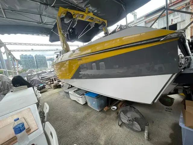 Nautique G23