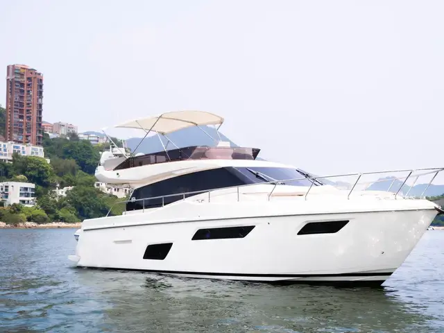 Ferretti Yachts 450