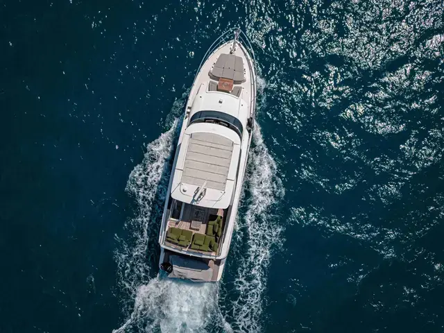 Absolute 64 Navetta