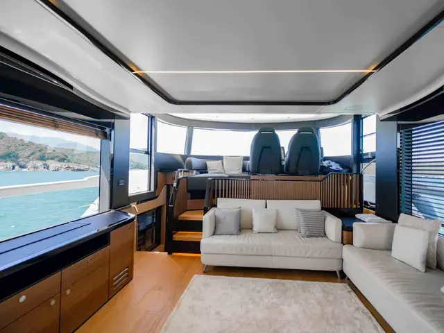 Absolute 64 Navetta