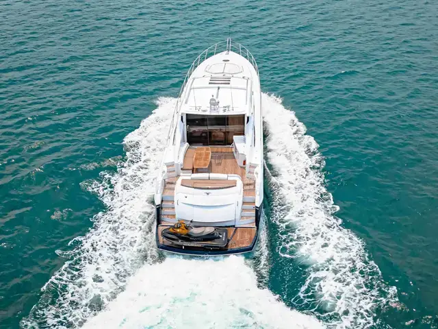 Sunseeker Predator 72