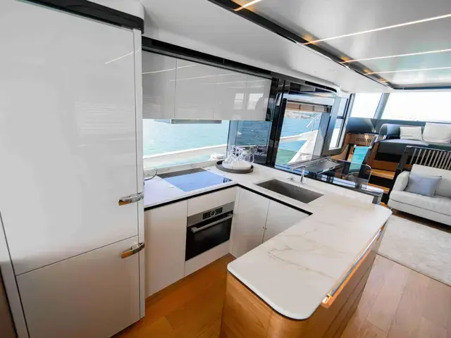 Absolute 64 Navetta