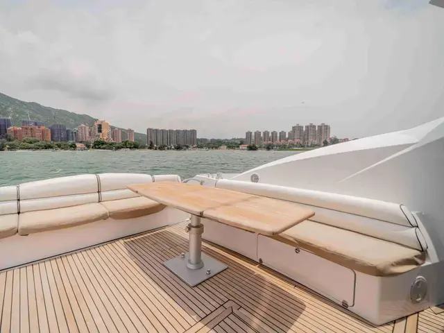 Sunseeker Predator 72