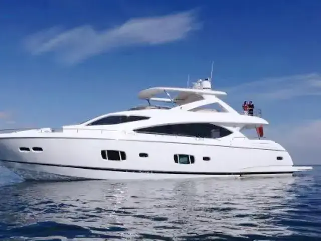 Sunseeker 88 Yacht