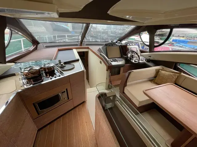 Azimut 53