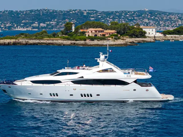 Sunseeker 34M Yacht